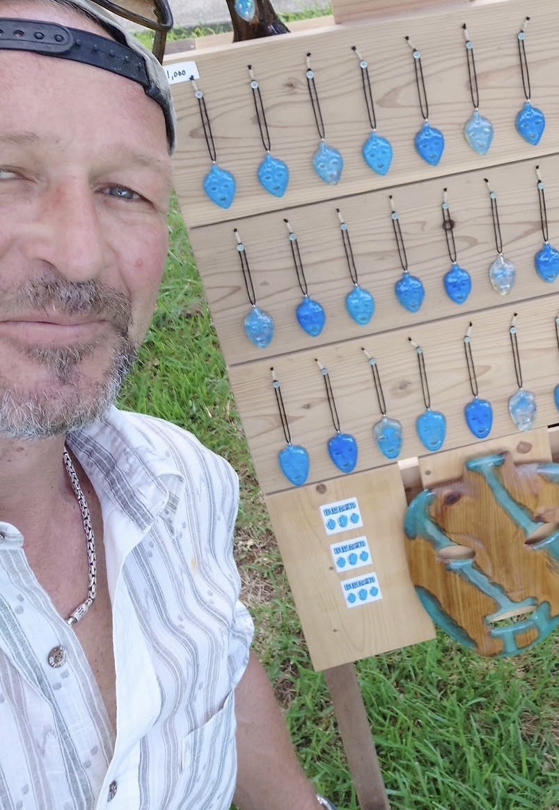 Blu Pantu artwork and island-inspired creative style in Miyakojima
